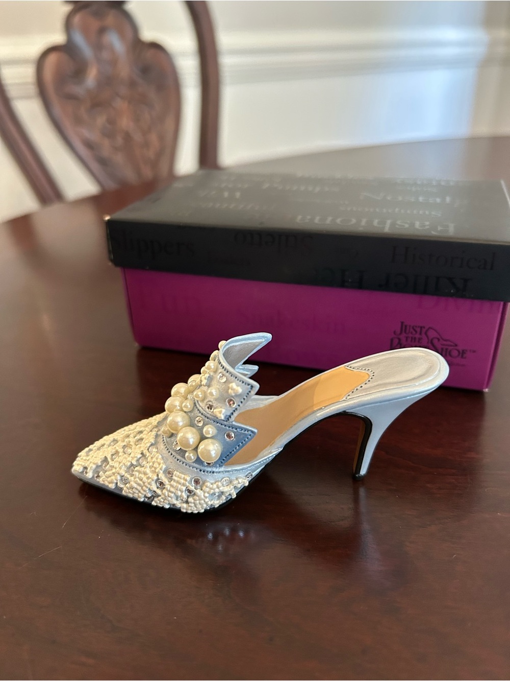 Just the Right Shoe, Frosted Fantasy, Pearl-Embellished Light Blue Heel